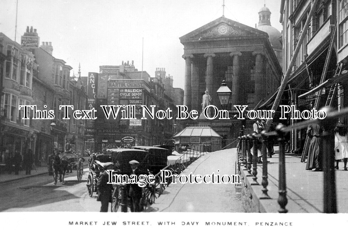 CO 4496 - Market Jew Street With Davy Monumnet, Penzance, Cornwall