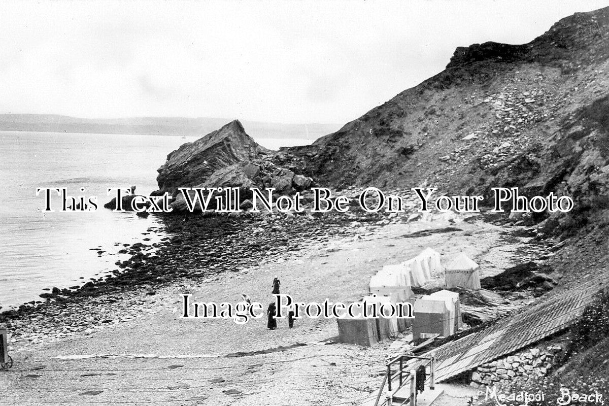 DE 4584 - Meadfoot Beach & Bathing Huts, Torquay, Devon