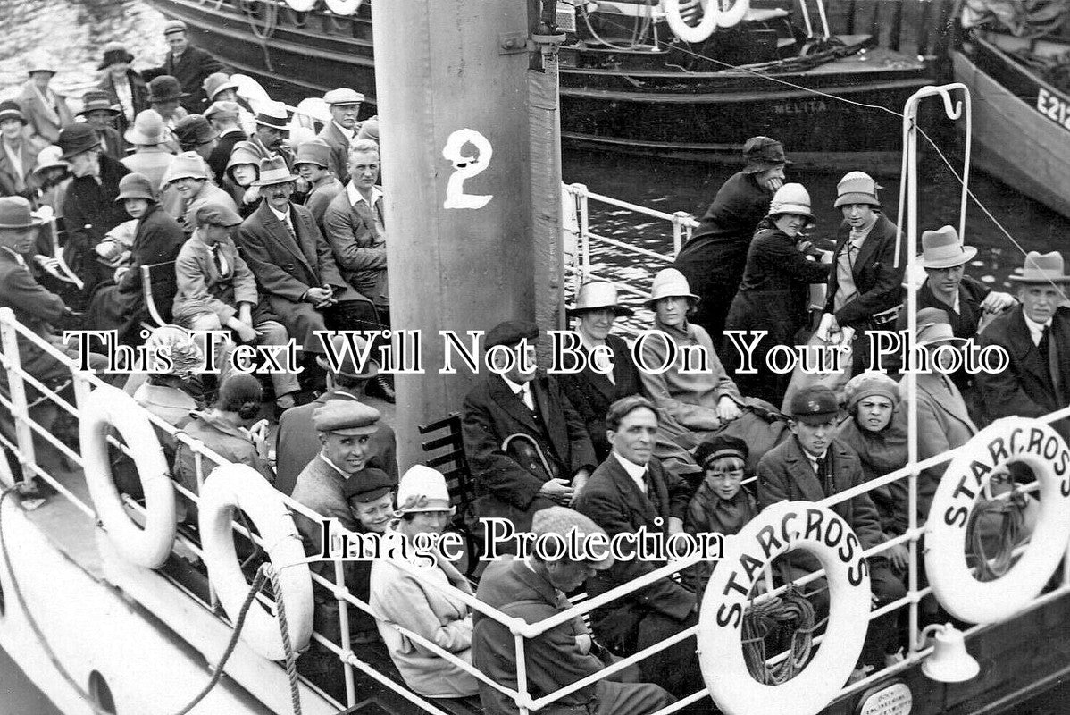 DE 4592 - Passengers Aboard Starcross Pleasure Boat, Exmouth c1927