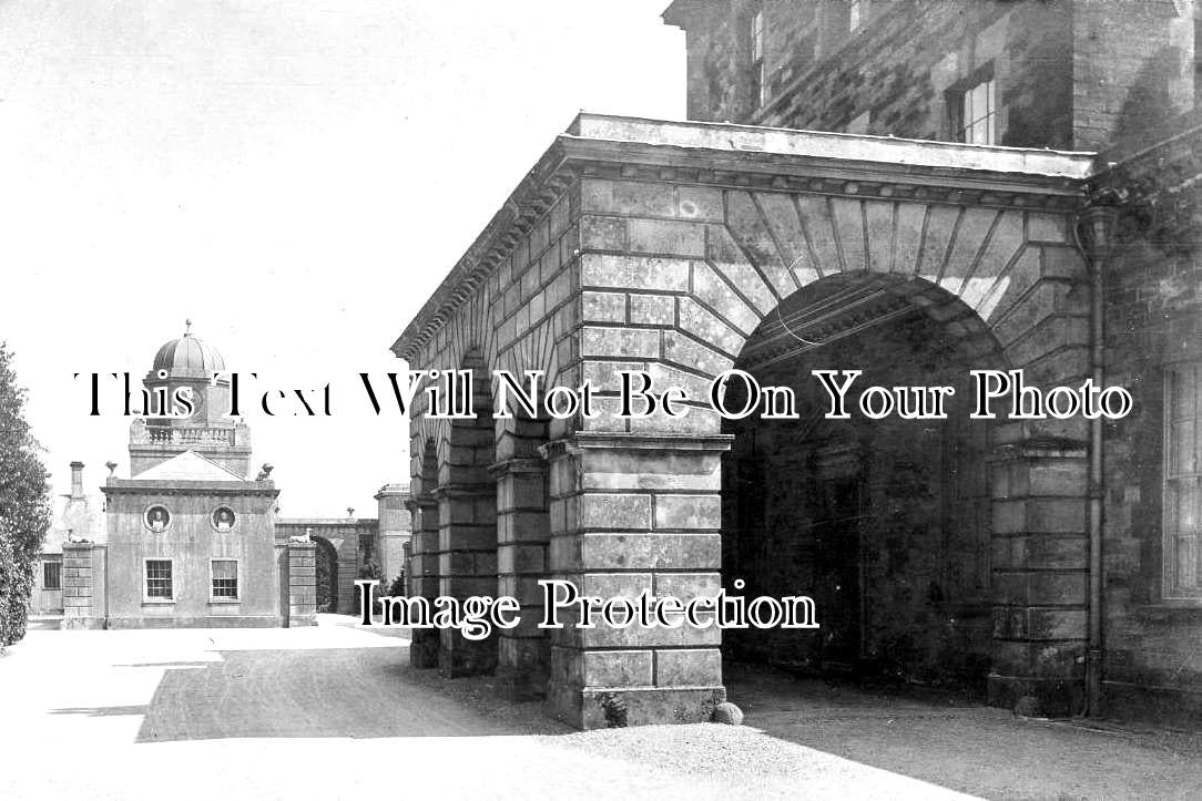 DE 4637 - New Entrance, North Side, Castle Hill, Devon