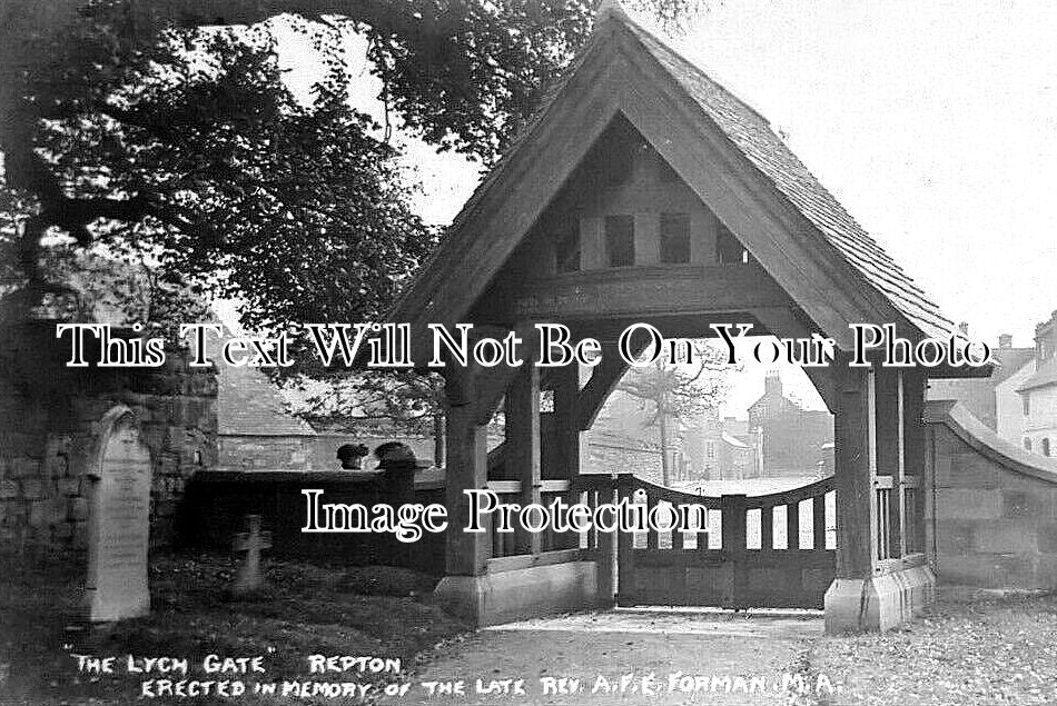 DR 3717 - The Lych Gate, Repton Church, Derbyshire c1905