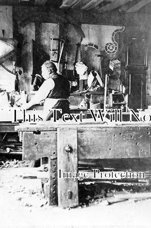 GL 2656 - Carpenter At Blockley, Gloucestershire