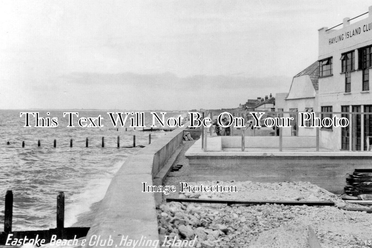 HA 5778 - Eastoke Beach & Club, Hayling Island, Hampshire