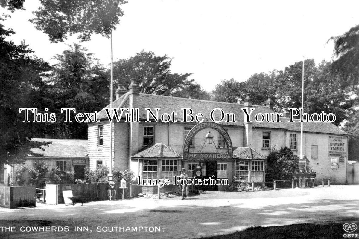 HA 5829 - The Cowherds Inn Pub, Southampton, Hampshire c1914