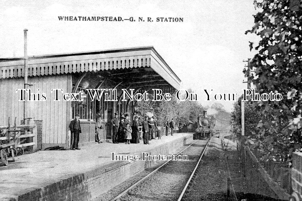 HF 2565 - Wheathampstead Railway Station, Hertfordshire