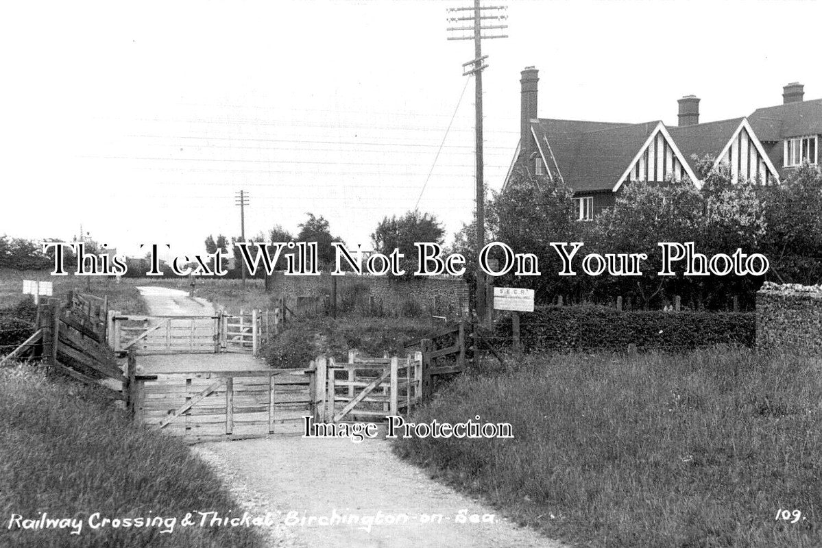 KE 6426 - Railway Crossing & Thicket, Birchington On Sea, Kent
