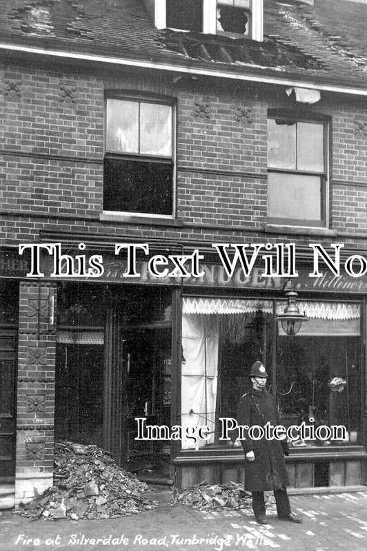 KE 6443 - Fire At Silverdale Road, Tunbridge Wells, Kent c1913