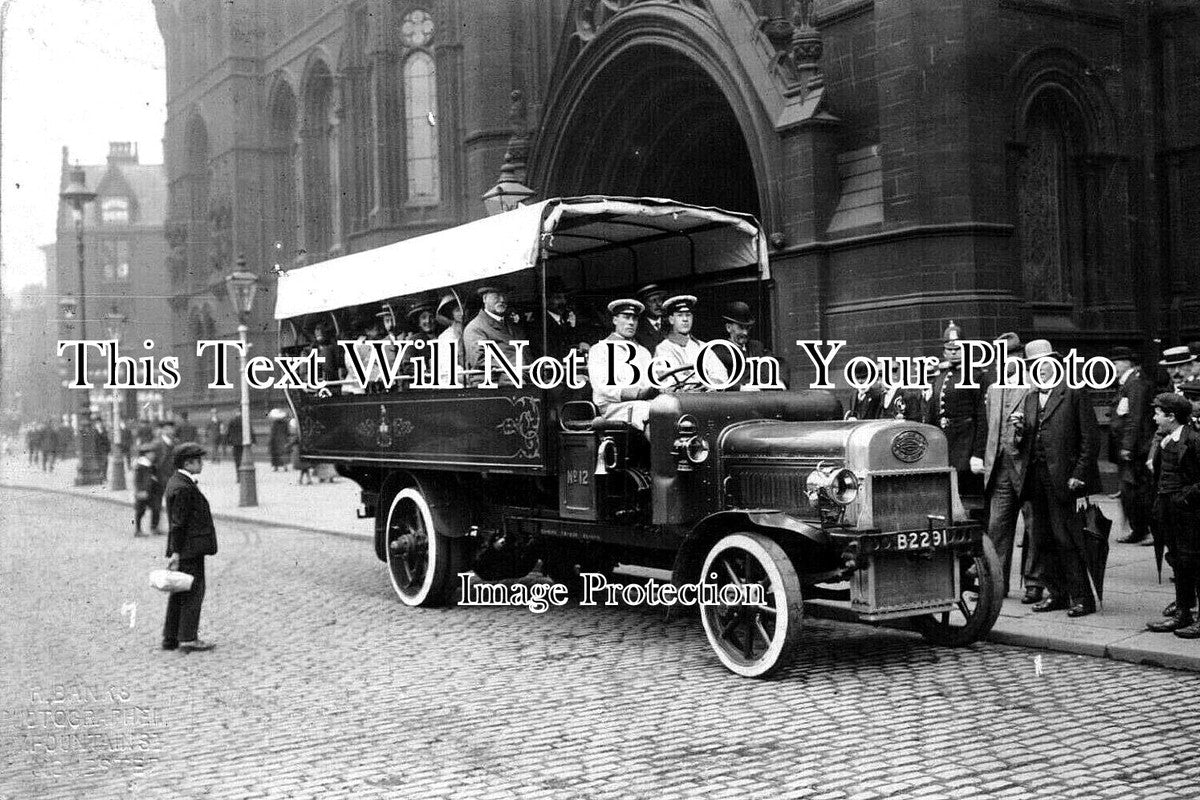 LA 7534 - CT Faulkner Charabanc, Fountain Street, Manchester