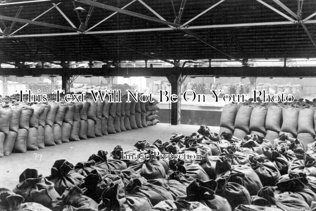 LA 7551 - Cotton Industry, Manchester Docks, Lancashire