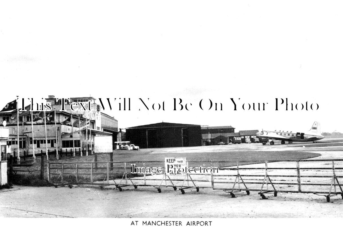 LA 7592 - Manchester Airport, Lancashire