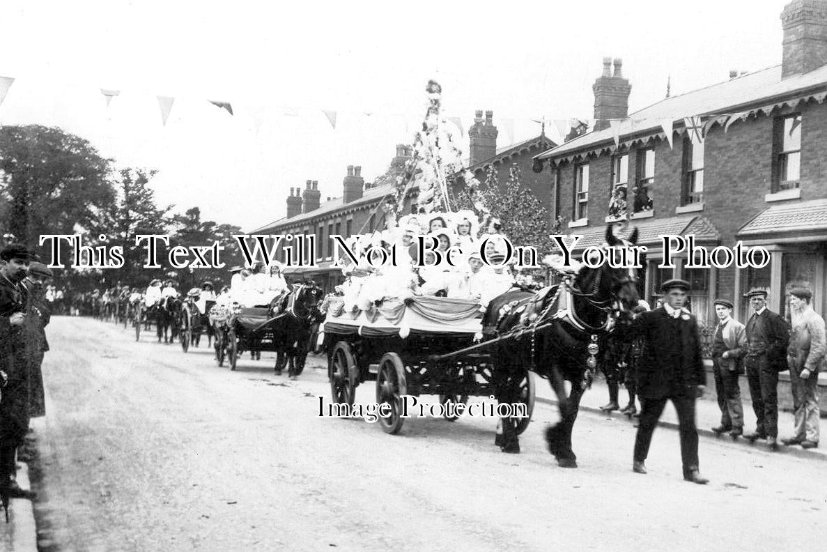 LA 7619 - Preston Guild Parade, Lancashire