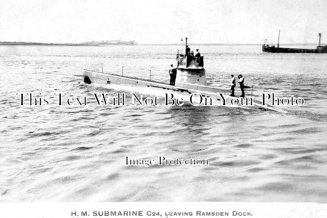 LA 7642 - HM Submarine C24 Leaving Ramsden Dock, Barrow