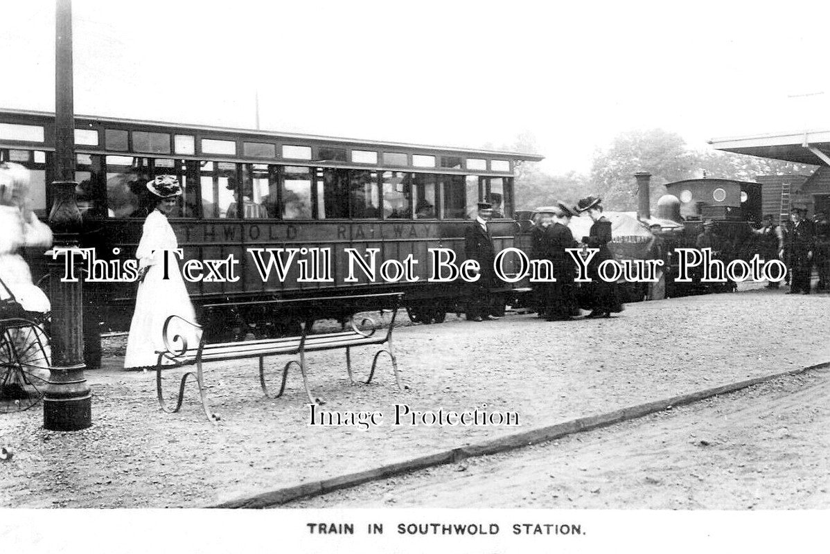 SF 4557 - Train In Southwold Railway Station, Suffolk