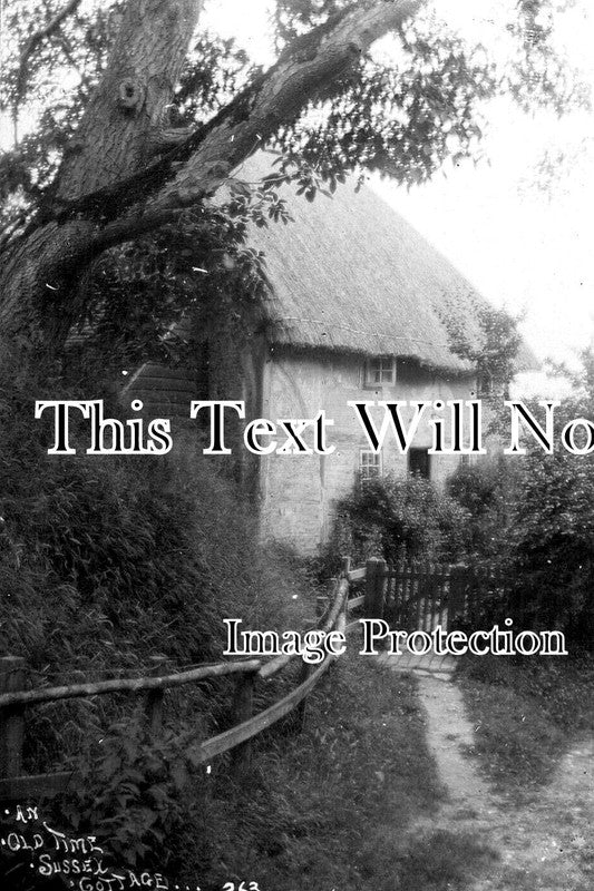 SX 6071 - An Old Time Sussex Cottage At Amberley, Sussex