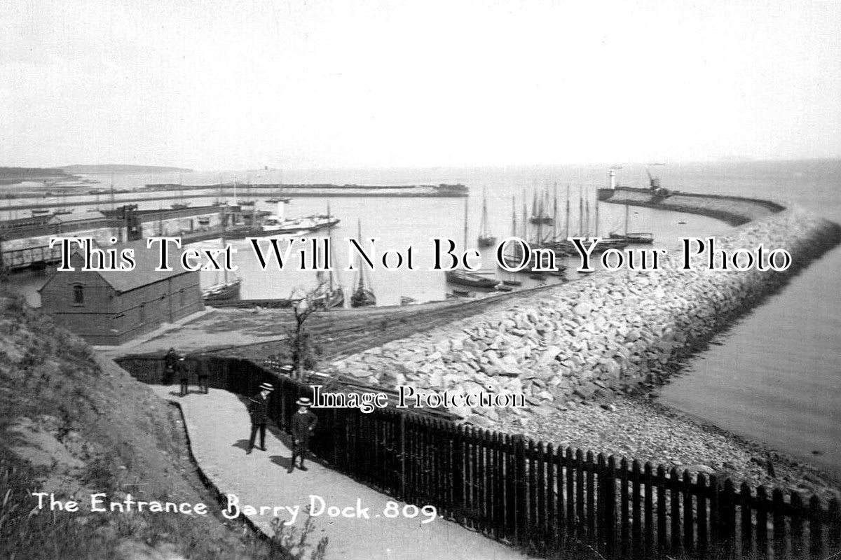 WL 3155 - The Entrance To Barry Docks, Wales