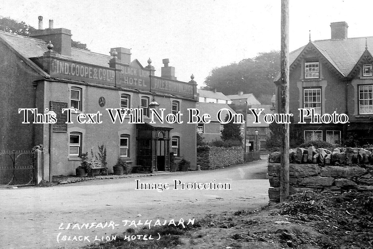 WL 3375 - The Black Lion Hotel, Llanfair Talhaiarn, Wales c1906