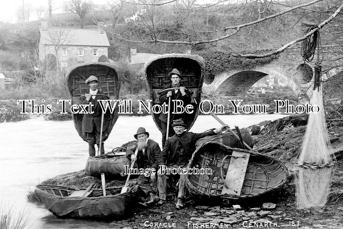 WL 3475 - Coracle Fishermen At Cenarth, Wales