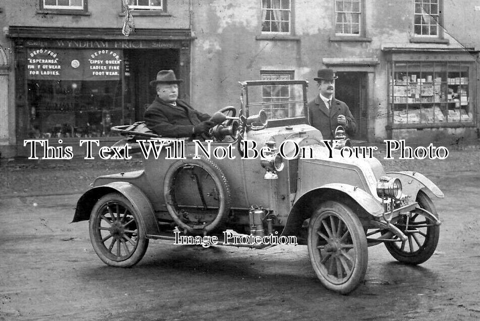 WL 3522 - Vintage Motor Car At Llangadock Carms, Wales