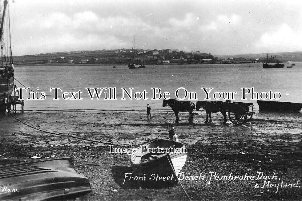 WL 3547 - Front Street Beach, Pembroke Dock & Neyland, Wales