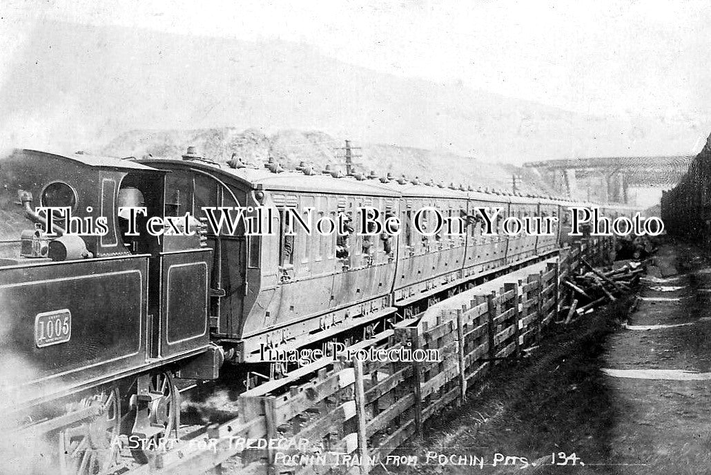WL 3585 - For Tredegar From Pochin Pits, Railway, Wales c1915