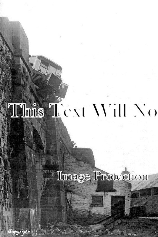 WL 3597 - Motor Bus Accident On Llandeilo Bridge, Wales c1924