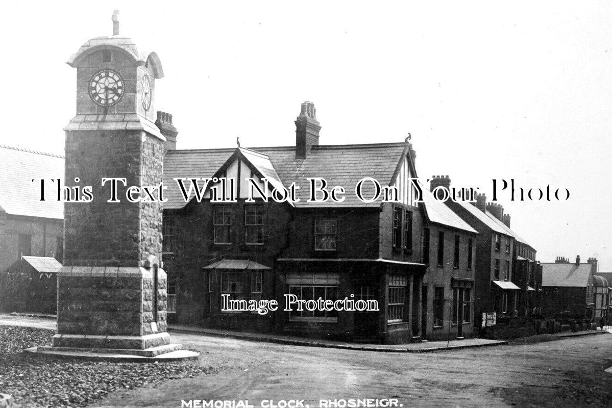 WL 3633 - Memorial Clock, Rhosneigr, Anglesey, Wales