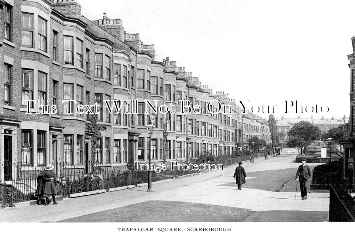 YO 13722 - Trafalgar Square, Scarborough, Yorkshire