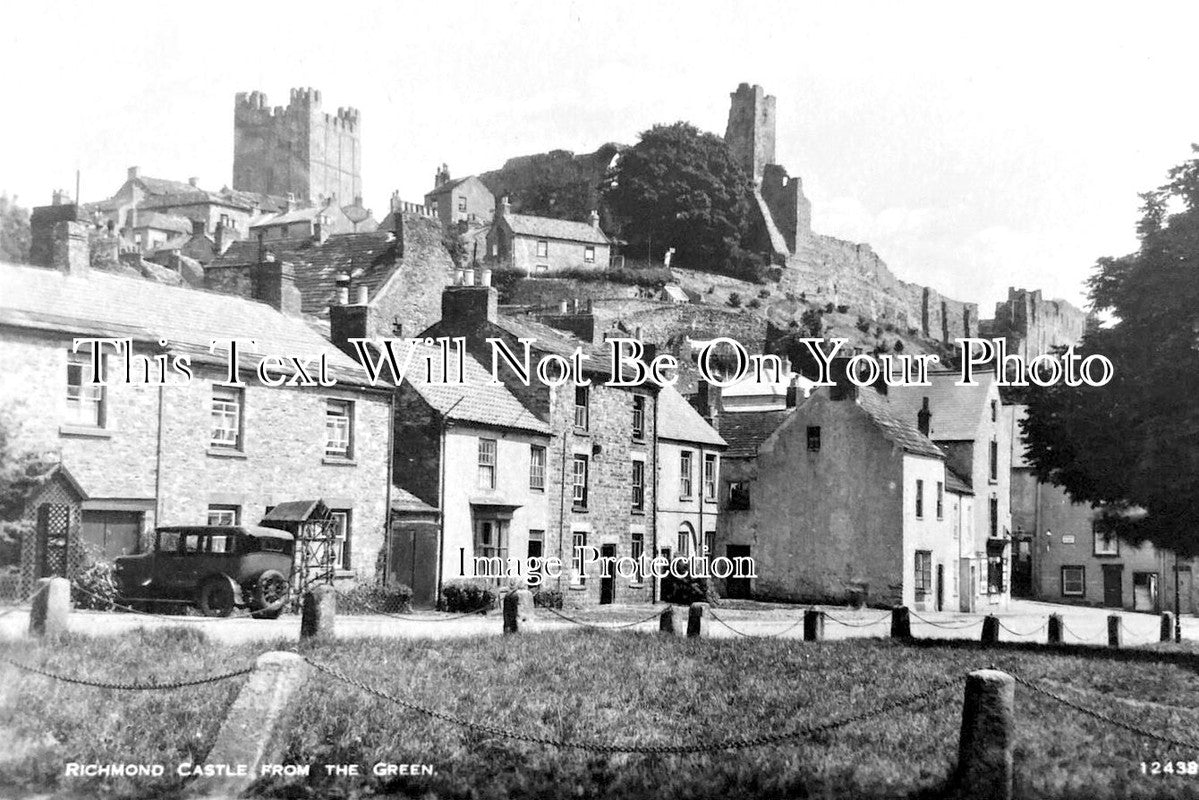 YO 13817 - Richmond Castle From The Green, Yorkshire