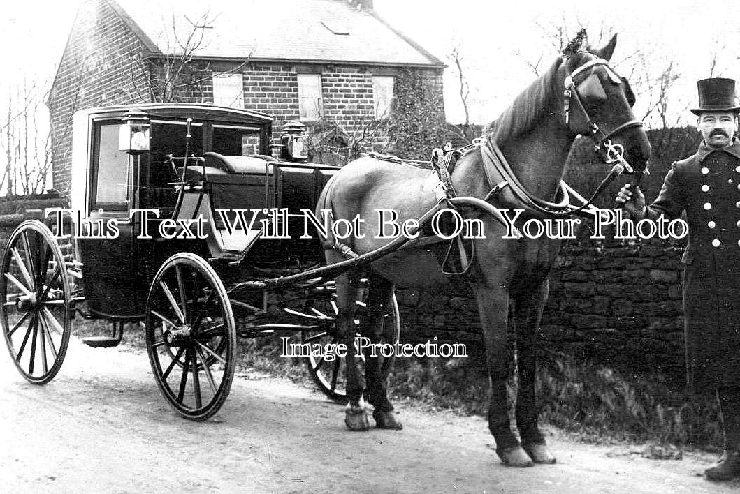 YO 13819 - Horse & Carriage At Penistone, Yorkshire