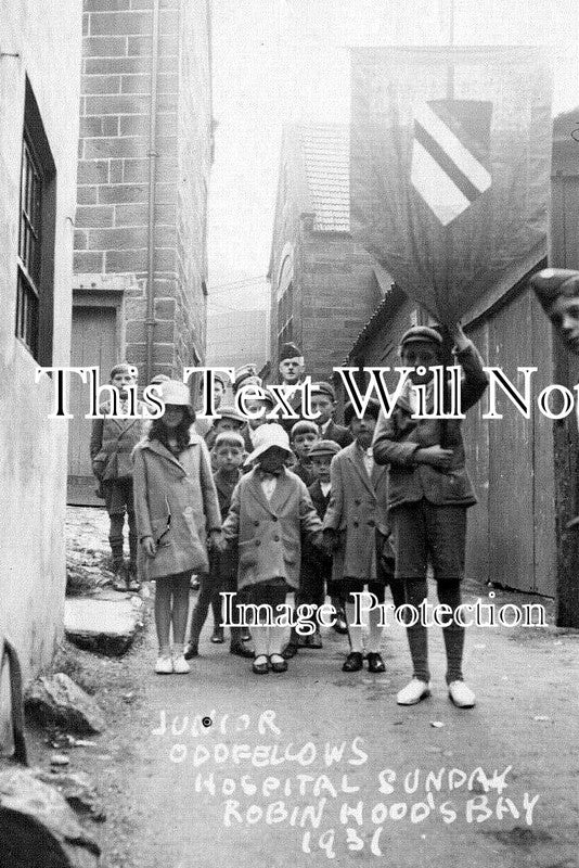YO 13826 - Junior Oddfellows, Robin Hoods Bay, Yorkshire 1931