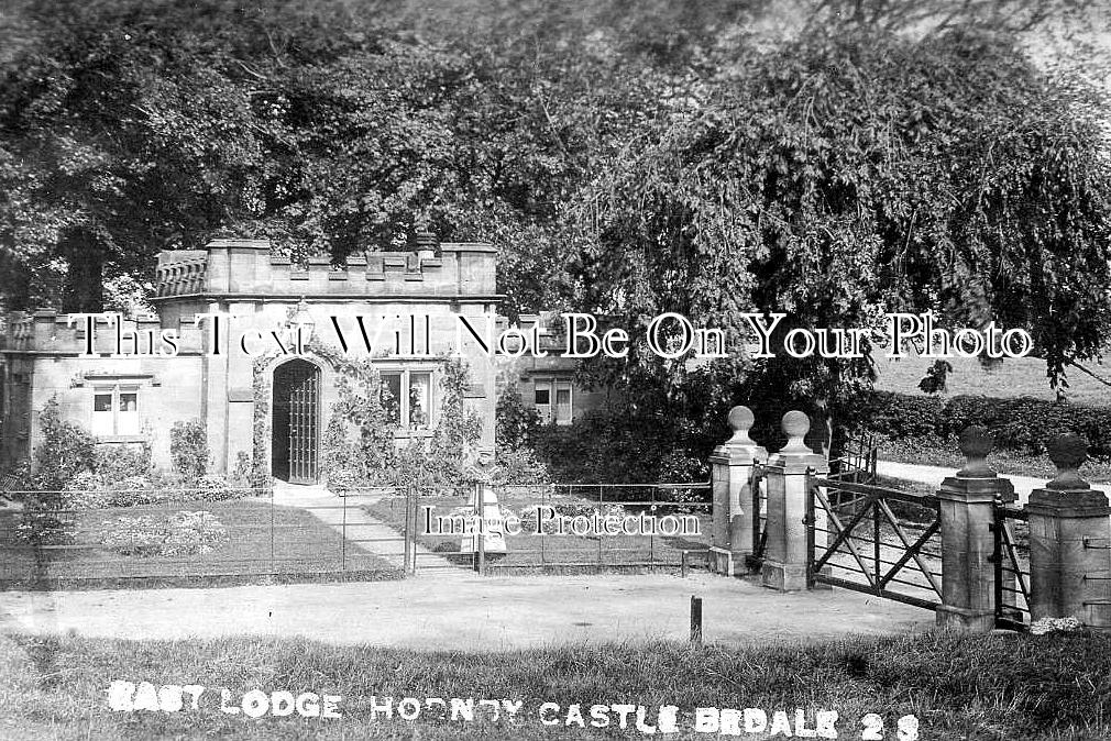 YO 13857 - East Lodge, Hornby Castle, Bedale, Yorkshire