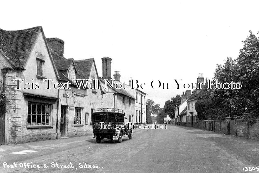 BF 1044 - Post office & Street, Silsoe, Bedfordshire