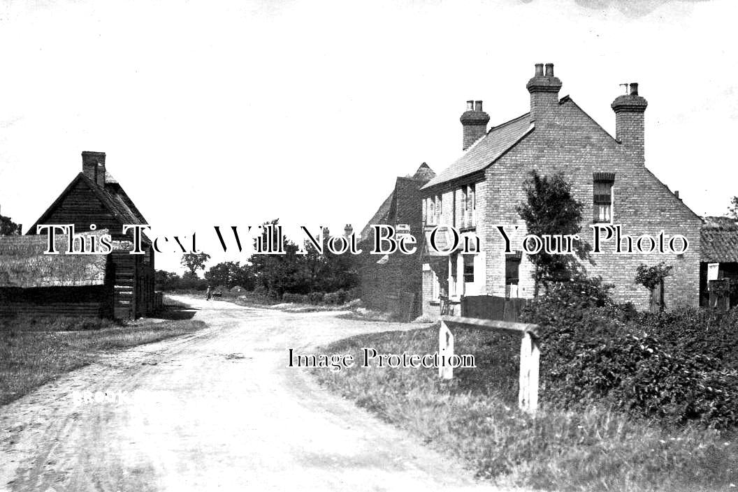 BF 1458 - Brook End Village, Swineshead, Northill, Bedfordshire c1920