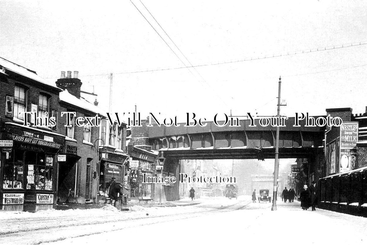 BF 1563 - Railway Bridge, Luton, Bedfordshire