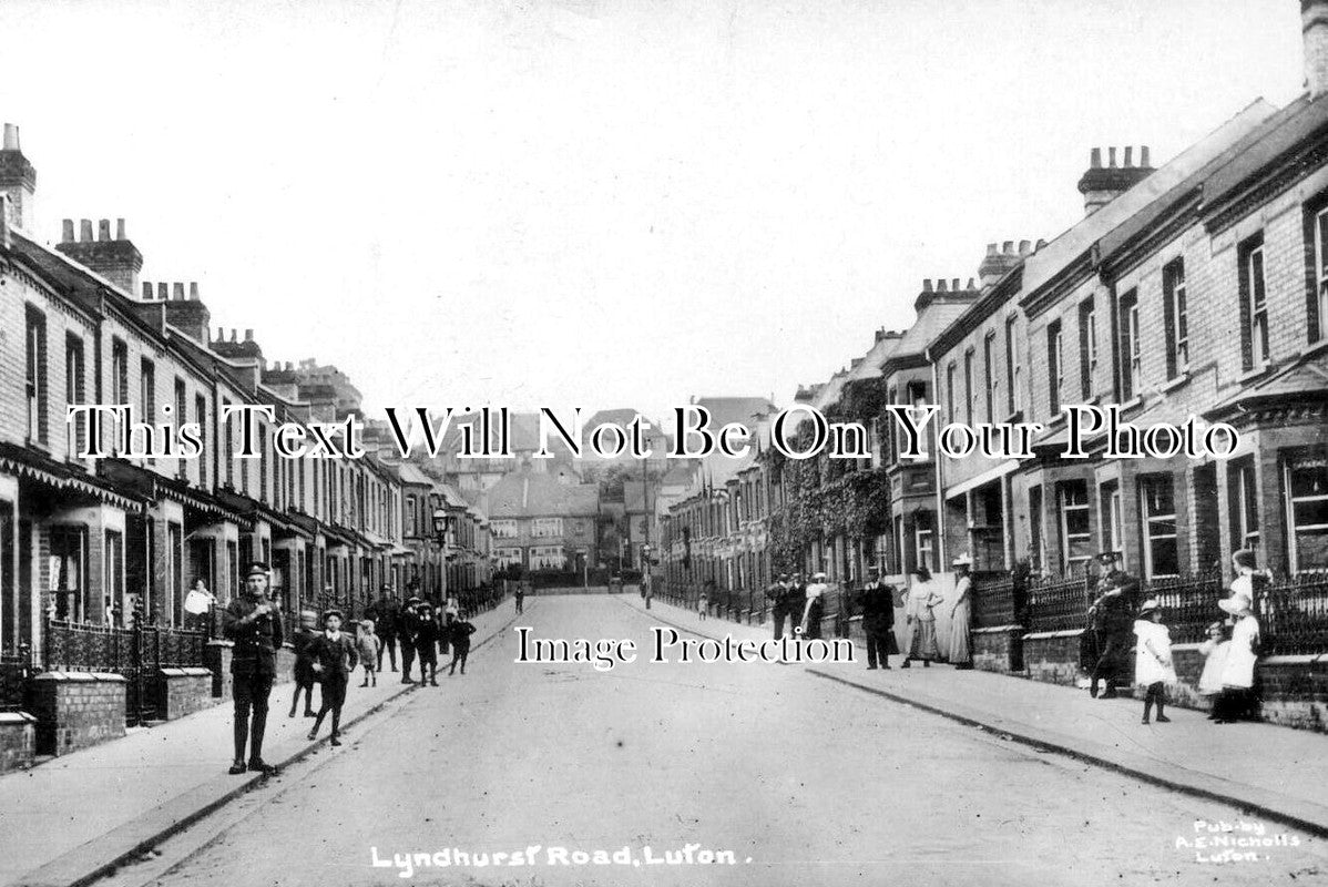BF 1668 - Lyndhurst Road, Luton, Bedfordshire