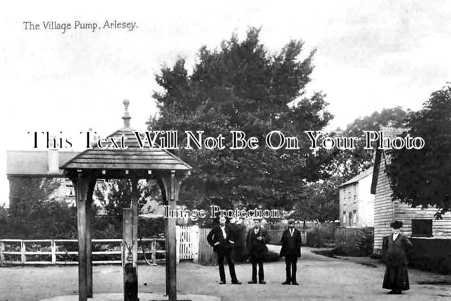 BF 1735 - The Village Pump, Arlesey, Bedfordshire