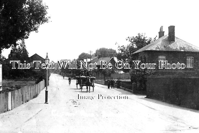 BF 780 - Clifton Road, Shefford, Bedfordshire c1925