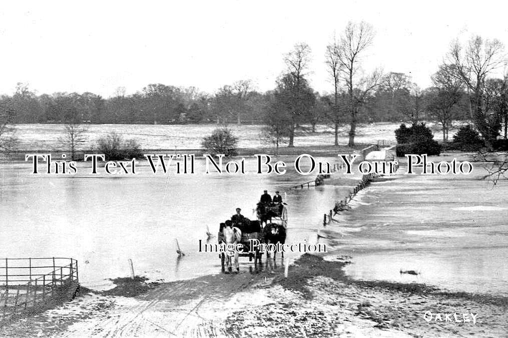 BF 824 - Oakley Floods, Bedford, Bedfordshire 1915