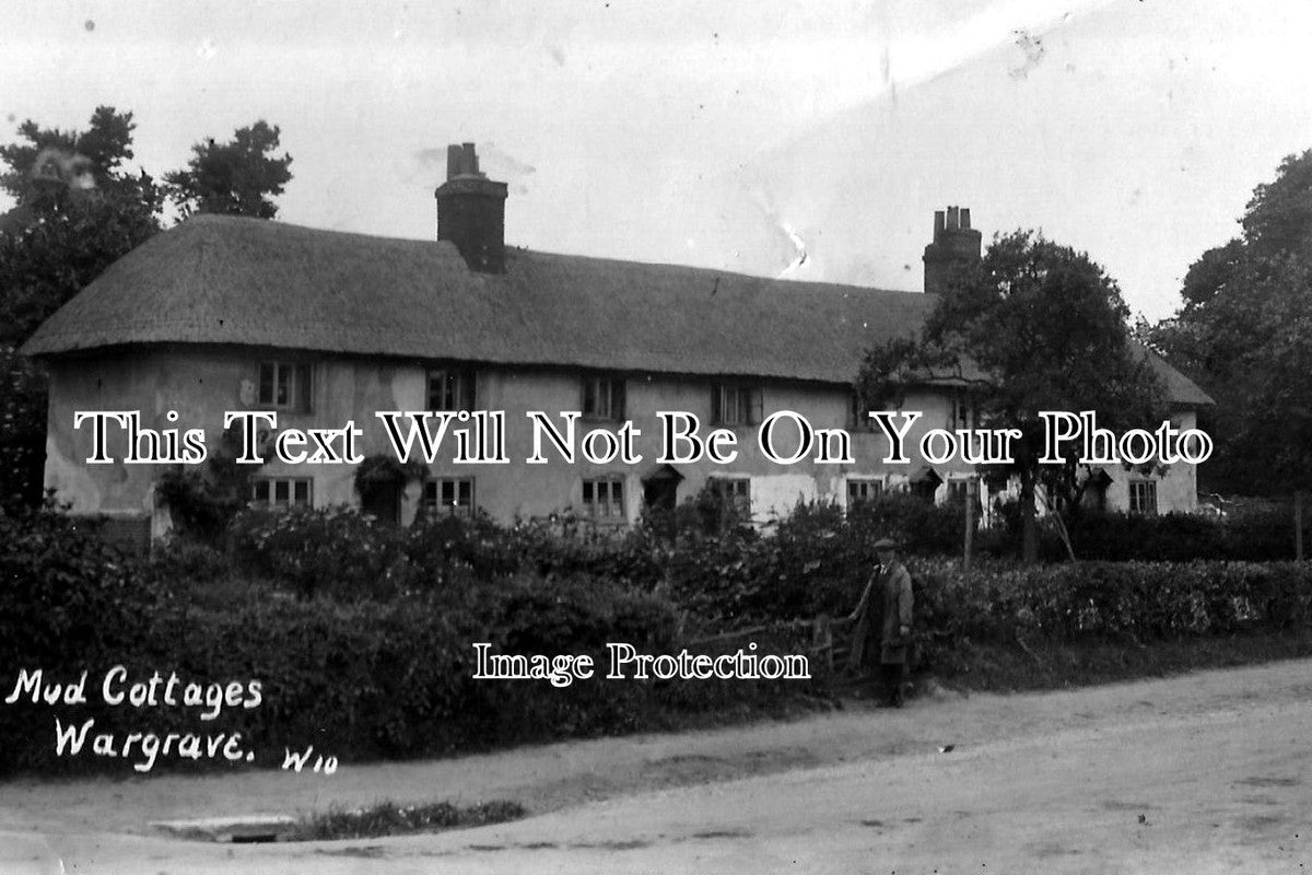 BK 109 - Mud Cottages, Wargrave, Berkshire c1925