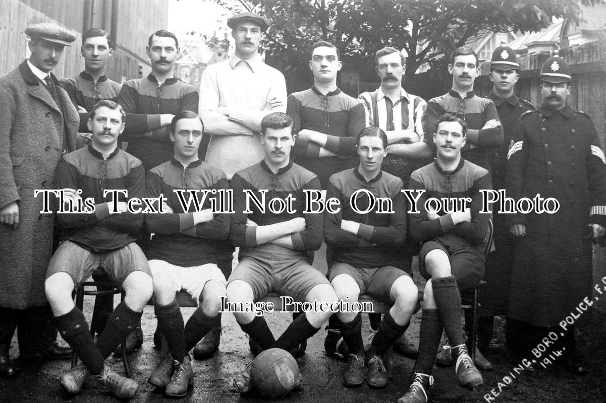 BK 1093 - Reading Police Football Club, Berkshire 1914