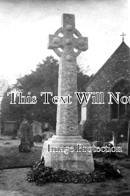 BK 1171 - Hurst War Memorial, Berkshire c1925