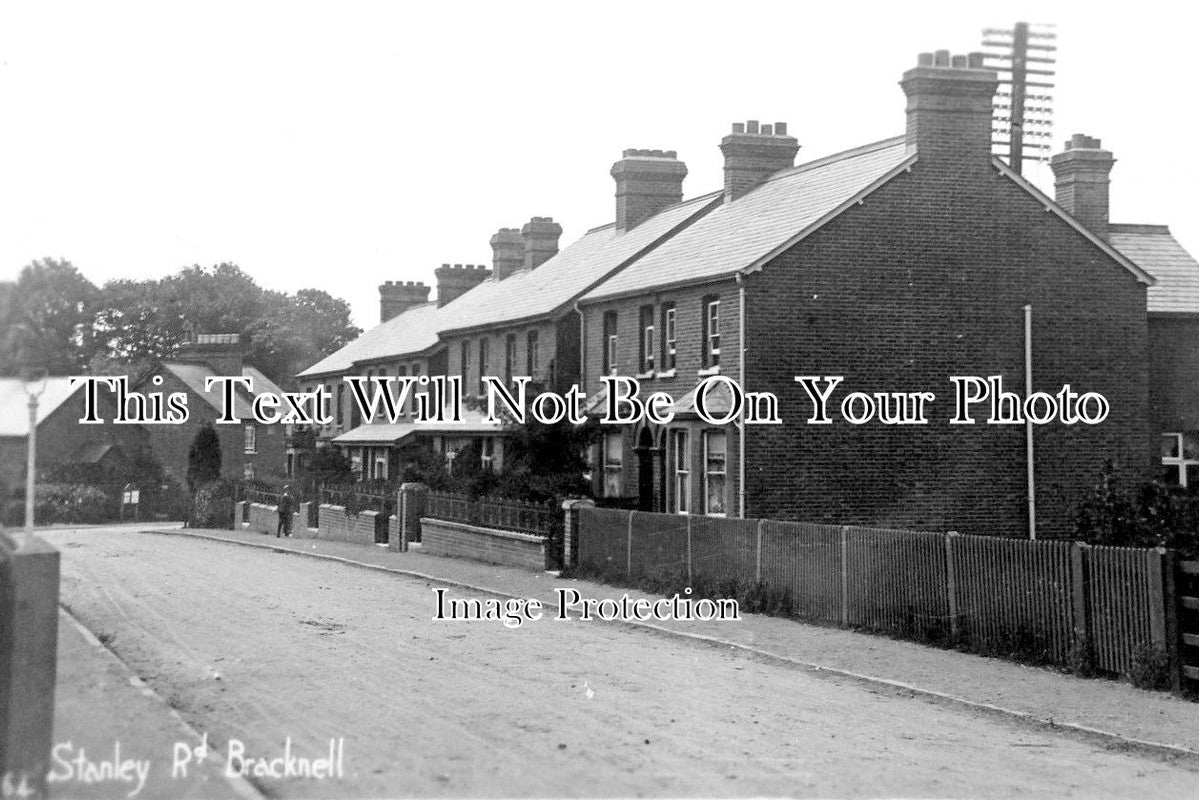 BK 1192 - Stanley Road, Bracknell, Berkshire