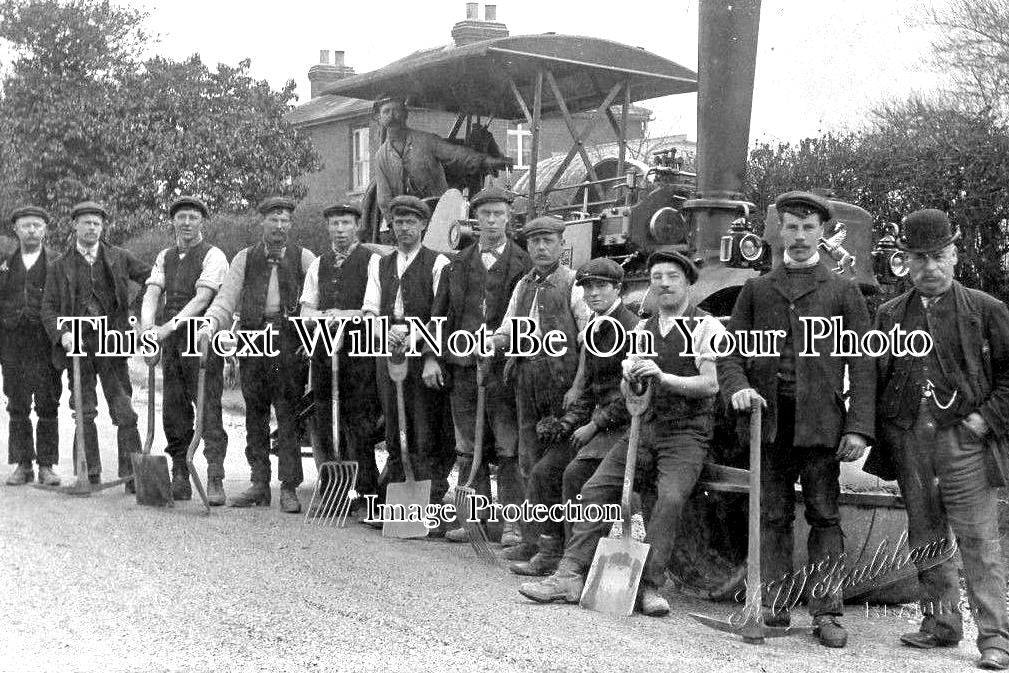 BK 1254 - Road Workers With Steam Roller, Berkshire