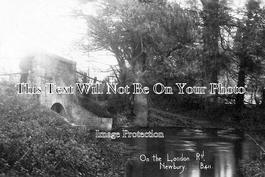 BK 1414 - On the London Road, Newbury, Berkshire