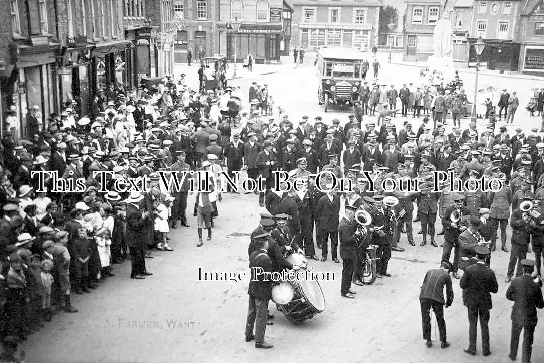 BK 1458 - Military Parade, Market Place, Wantage, Berkshire