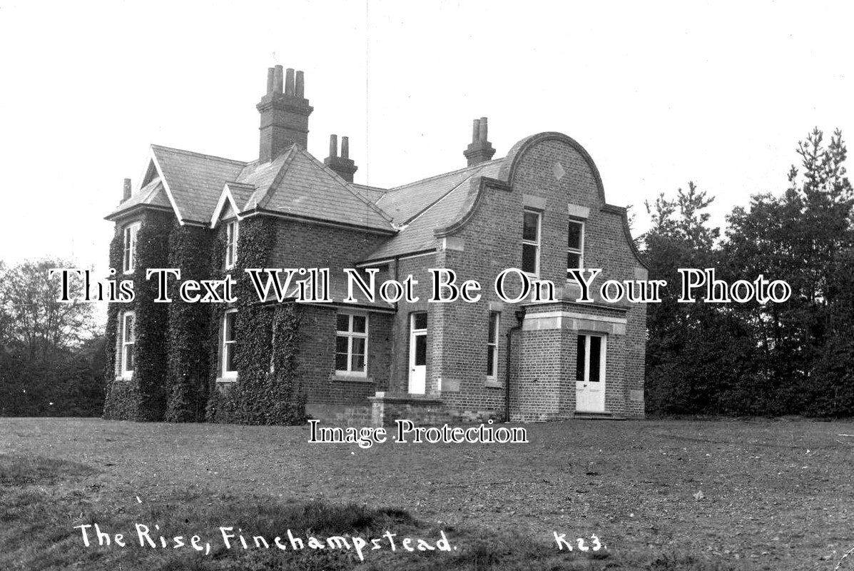 BK 1482 - The Rise, Finchampstead, Berkshire
