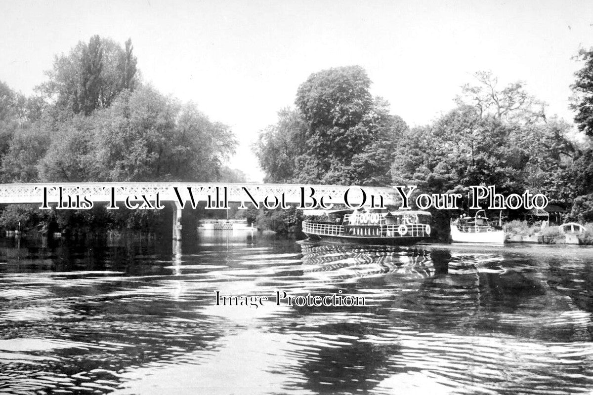 BK 1599 - Whitchurch Bridge, Pangbourne, Berkshire