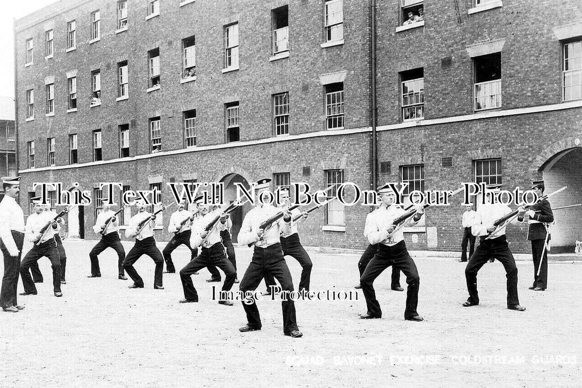 BK 1647 - Squad Bayonet Exercise, Victoria Barracks, Windsor, Berkshire