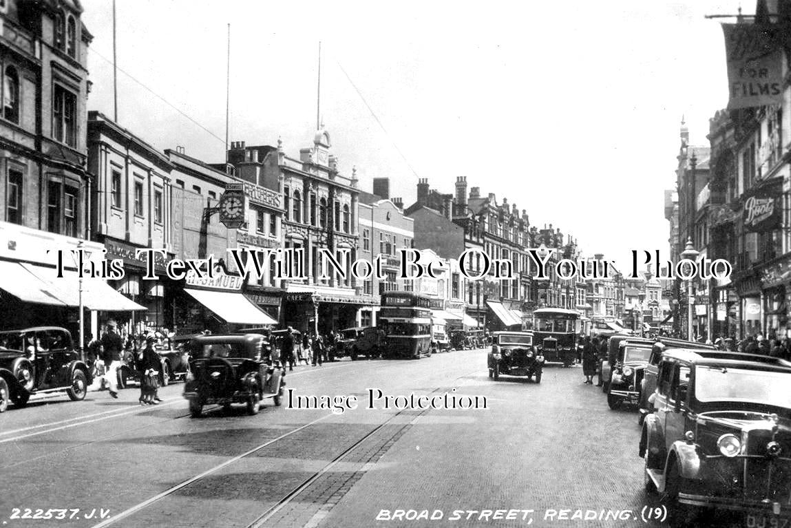 BK 1670 - Broad Street, Reading, Berkshire