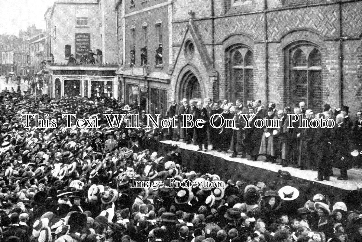 BK 1676 - King George V Proclamation, Newbury, Berkshire